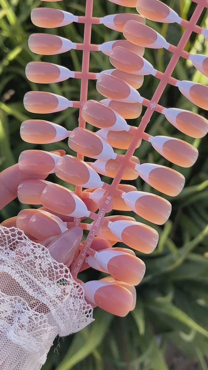 Uñas softgel almendras largas